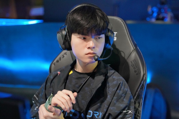 这位拥有不 这位拥有不