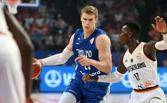 的国家队执 的国家队执